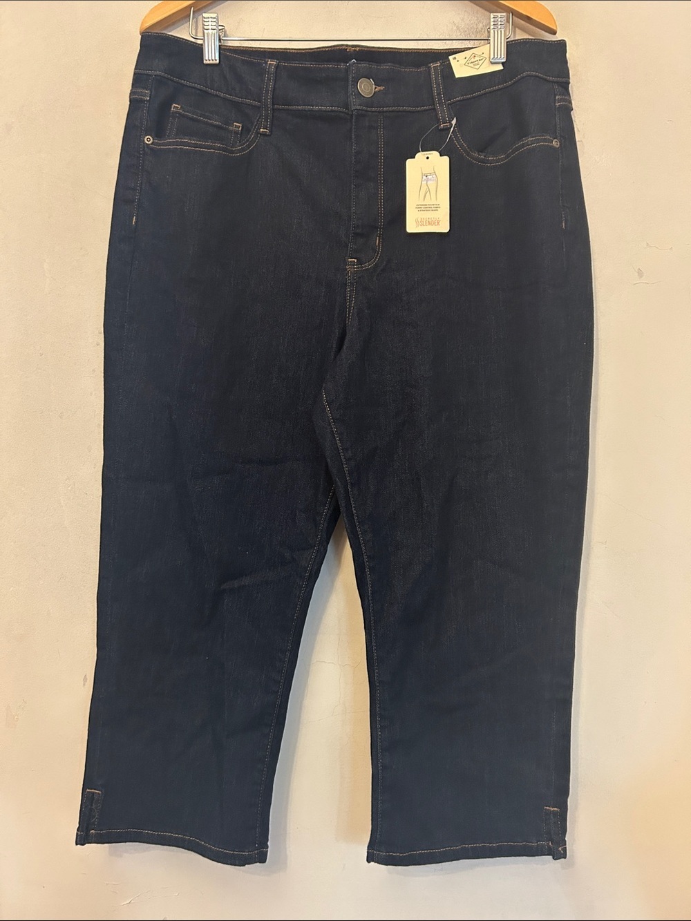 St John’s Bay capri denim jeans Size 18 NWT